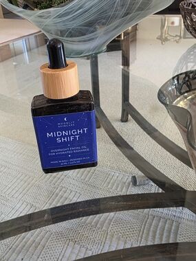 Moonlit Skincare Midnight Shift Overnight Facial Oil -